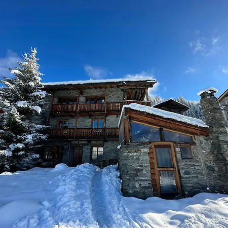 Prázdninový dům Historic Alpine With Mountain Views *